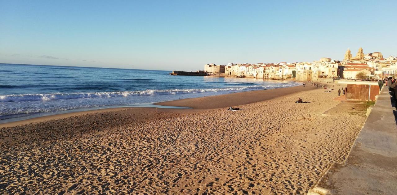 Familyholidays La Finestra Di Fronte 체팔루 외부 사진
