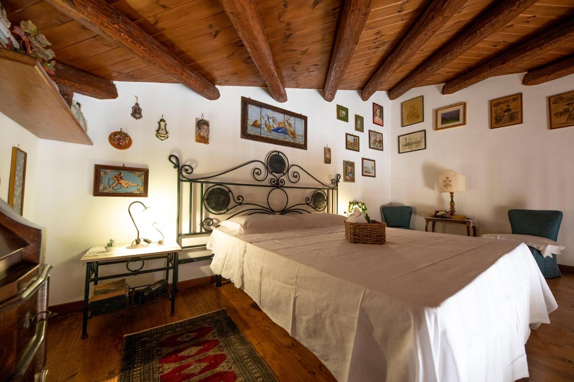 Familyholidays La Finestra Di Fronte 체팔루 외부 사진